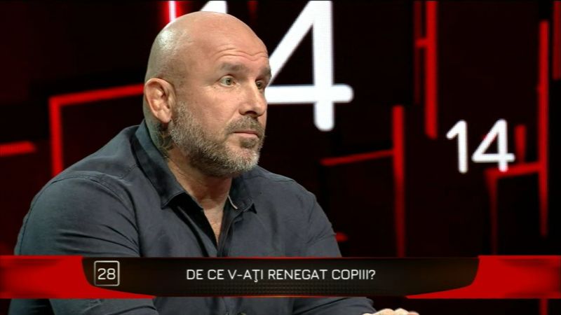 &quot;Dacă ți-e rușine cu numele Zmărăndescu, de ce îl mai porți?&quot;. Cătălin Zmărăndescu, tranșant când vine vorba de relația cu cei doi copii ai săi. Ce îi transmite fiului său