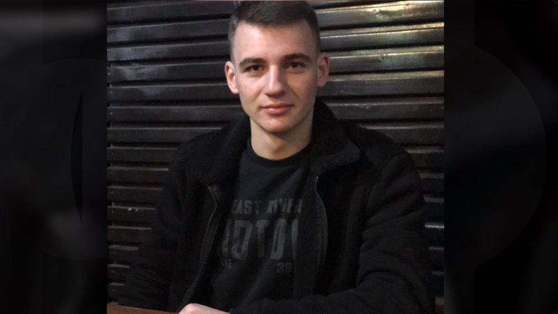 Motivul dureros pentru care polițistul din Galați s-a sinucis la doar 21 de ani. Marius a fost găsit fără suflare chiar de mama lui: &bdquo;S-a simţit abandonat&rdquo;