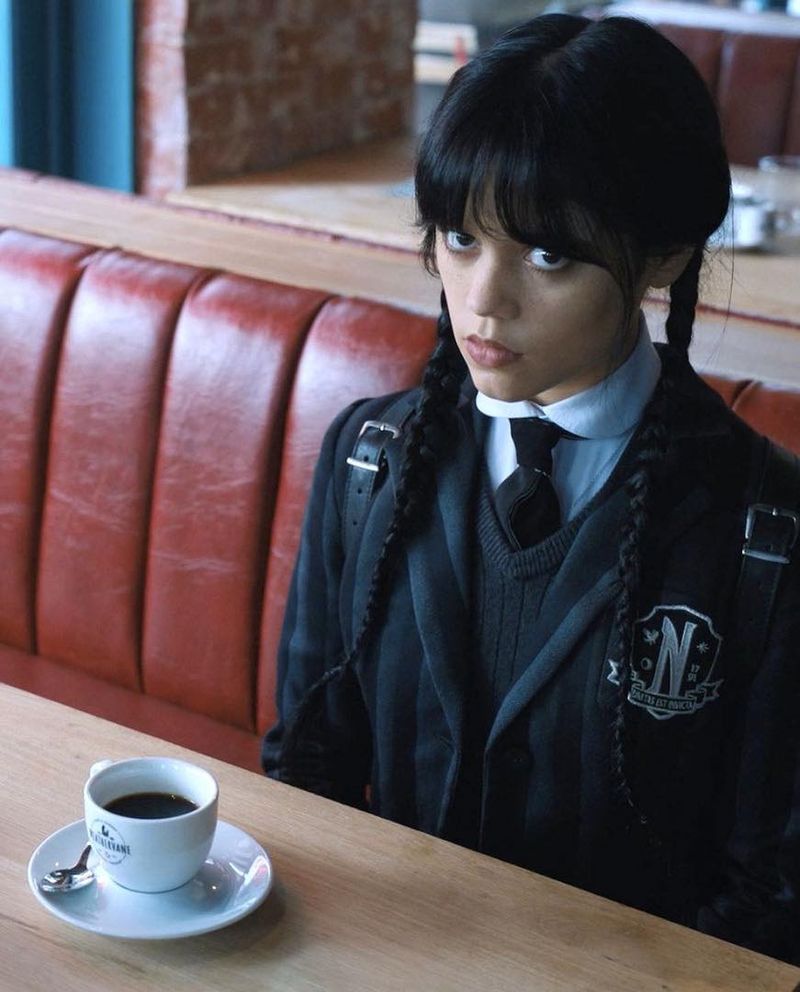 Globurile de Aur 2023. Jenna Ortega a fost nominalizată la Golden Globes Awards pentru rolul din serialul „Wednesday” 