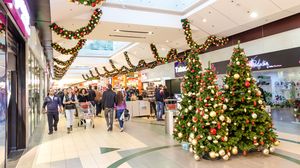 Programul mall-urilor și al marilor centre comerciale de Revelion 2023