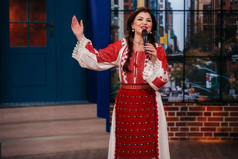 Marcela Fota verișoară