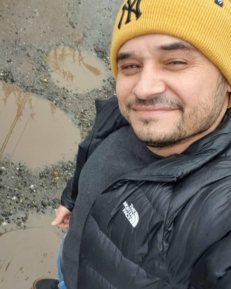 Mihai Rait, alias Dorel, &icirc;n rolul de tată. Actorul are un băiețel de 4 ani.