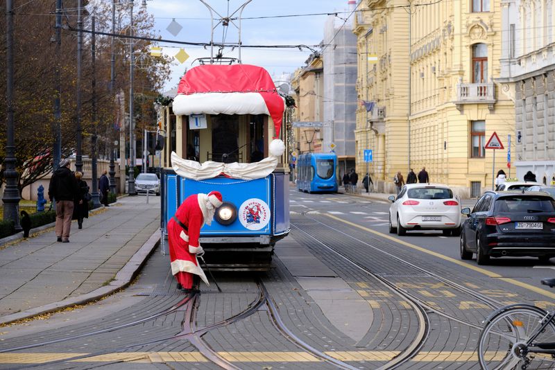Program Metrorex și STB de Crăciun 2022