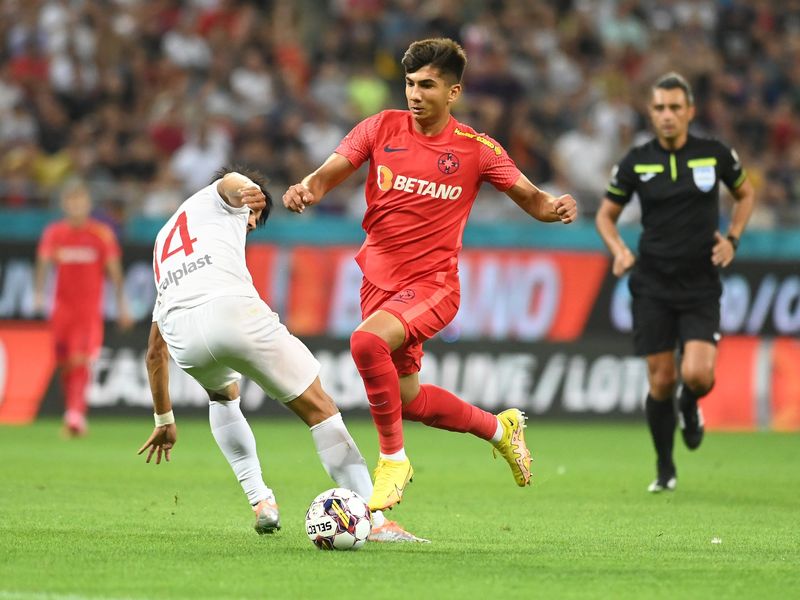 Încă un atacant cedat de FCSB. Incredibil ce spunea Mihai Stoica despre el în urmă cu un an
