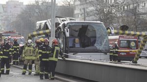 accident pasaj unirii, tragedie, barbat mort, turisti greci