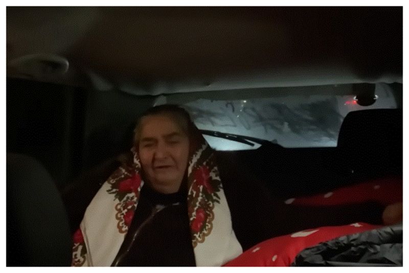 Mama lui Leo de la Strehaia