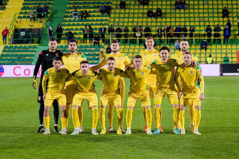 Situaţie dramatică la un club din SuperLiga! Neplătiţi din august, jucătorii au făcut Sărbătorile fără niciun ban