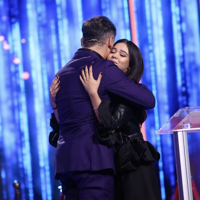 Răzvan Simion, pus &icirc;n fața faptului &icirc;mplinit de propria fiică