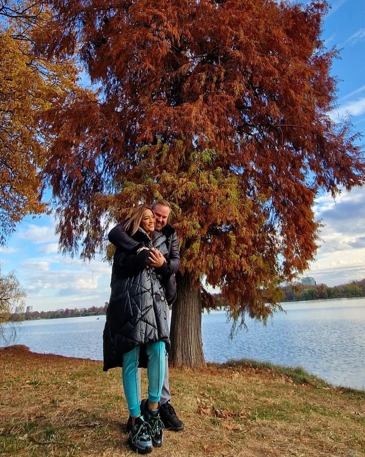 Bella Santiago și soțul ei