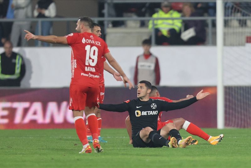 FCSB a dat afară şase jucători! Mihai Stoica a făcut anunţul