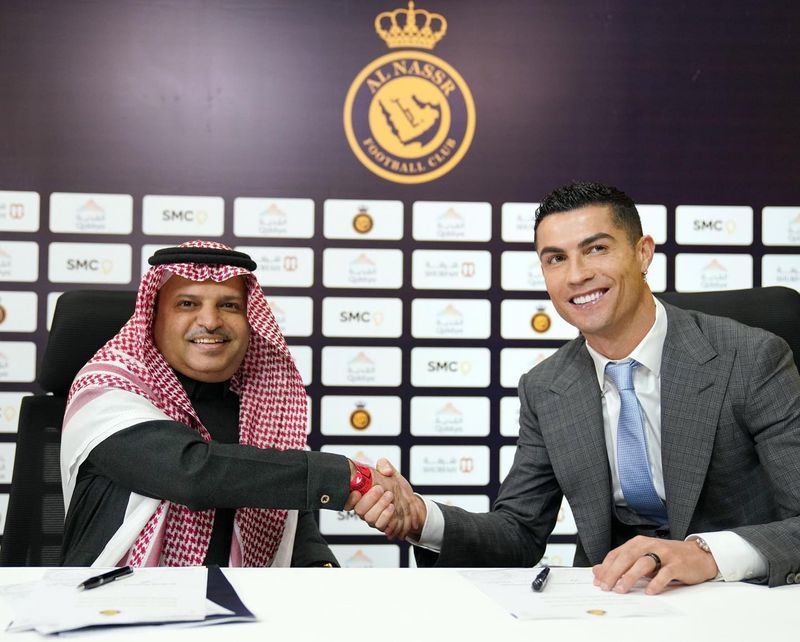 Ştie unde s-a transferat? Cum s-a făcut Cristiano Ronaldo de râs în prima sa zi la Al Nassr