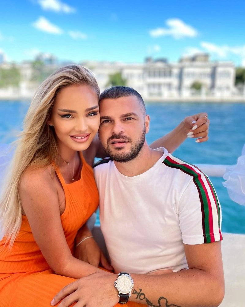 Maria Constantin vrea să devină mamă pentru a doua oară. Fiul ei are deja 13 ani