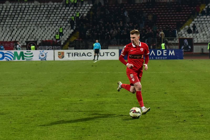 Valentin Lazăr Valentin Lazăr