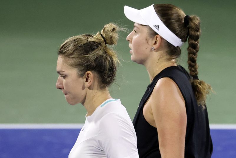 Simona Halep si Jelena Ostapenko