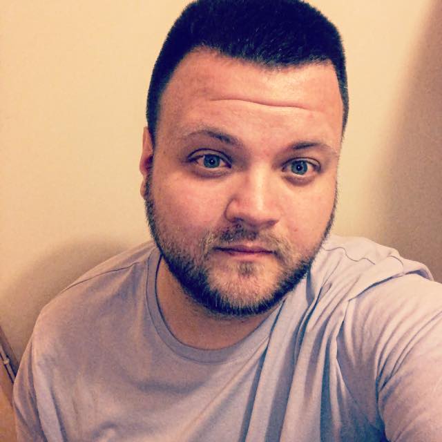 Iulian a murit după o banală operație de apendicită! Înainte de intervenția chirurgicală, tânărul de 25 de ani a fost diagnosticat greșit de mai multe ori