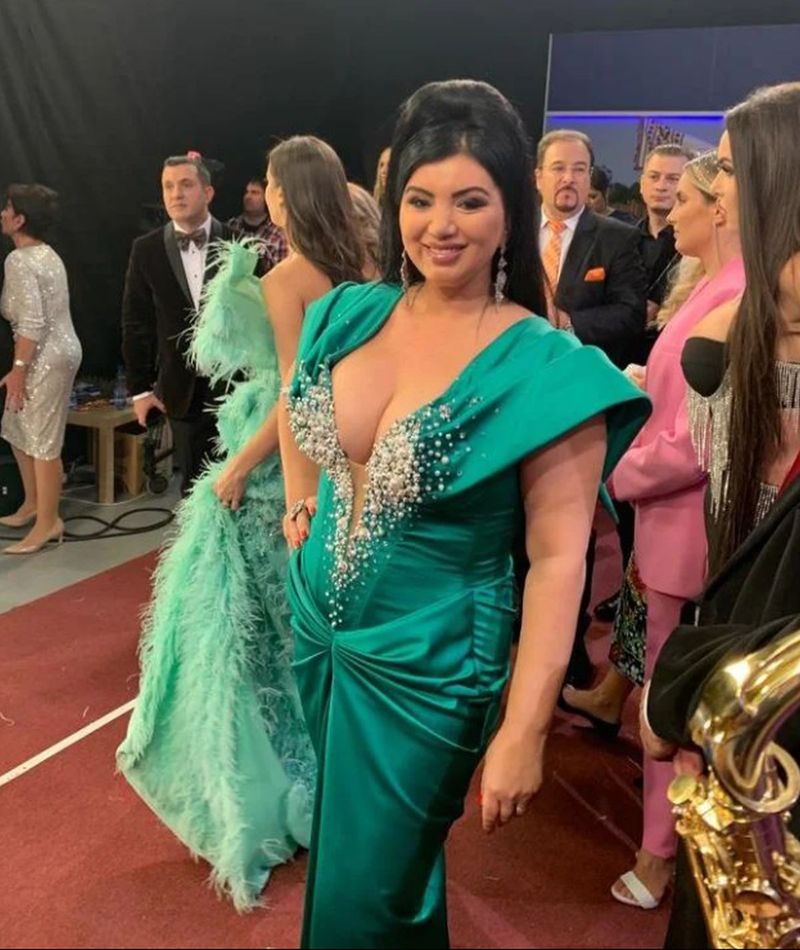 adriana bahmuteanu