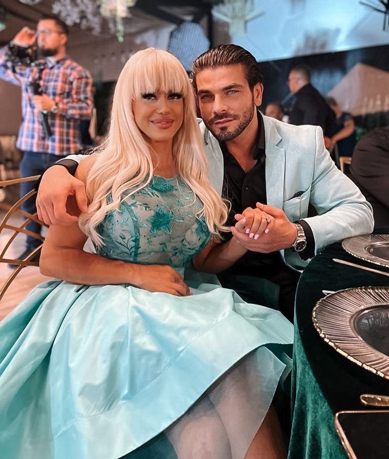 Anda Adam, Yosif Mohaci 