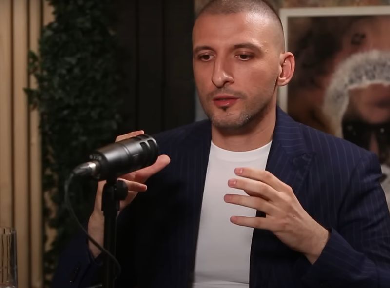 stefan mandachi afaceri, stefan mandachi educatie, stefan mandachi spartan