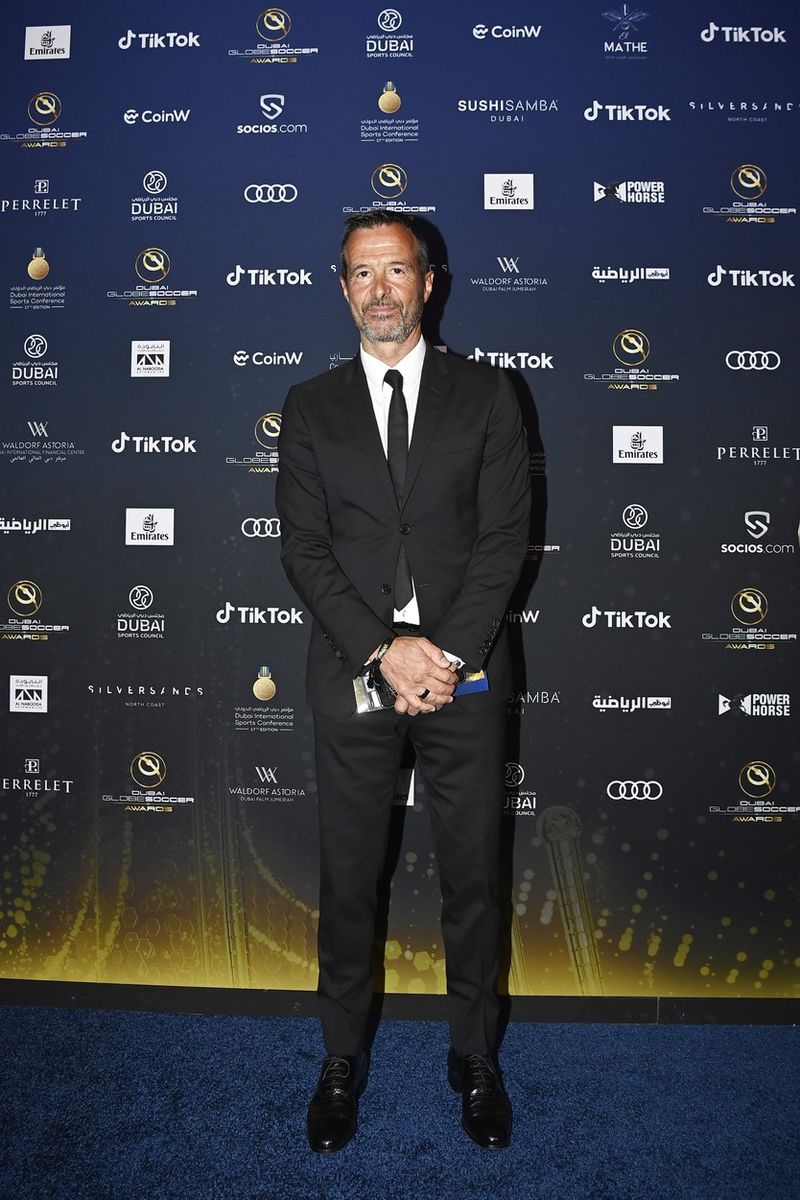 Ultimatumul dat de Cristiano Ronaldo: &quot;Ori mă duci la Bayern sau Chelsea ori ne despărţim!&quot;