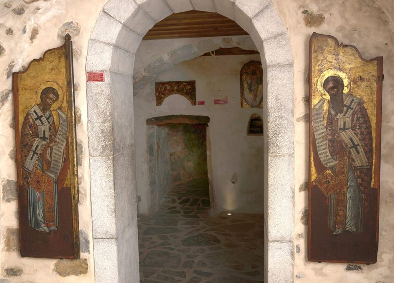 Sfinții Trei Ierarhi 2023. Tradiții și superstiții pentru ziua de 30 ianuarie