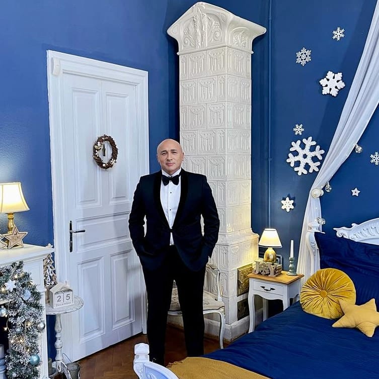 Marcel Pavel, susținătorul financiar al întregii familii Marcel Pavel