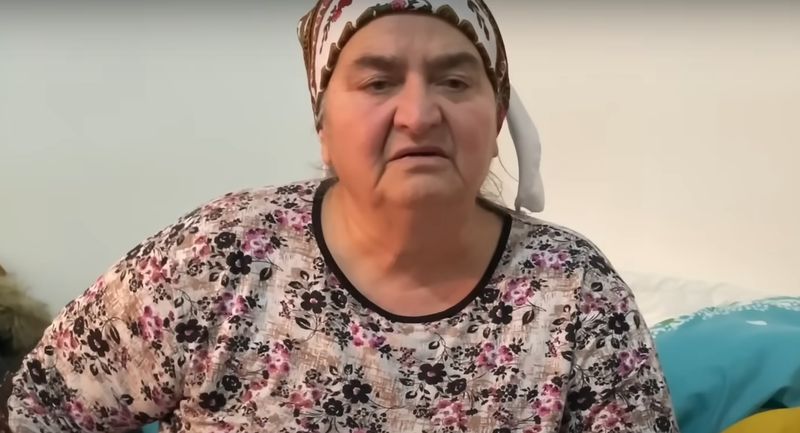 Leo de la Strehaia mamă