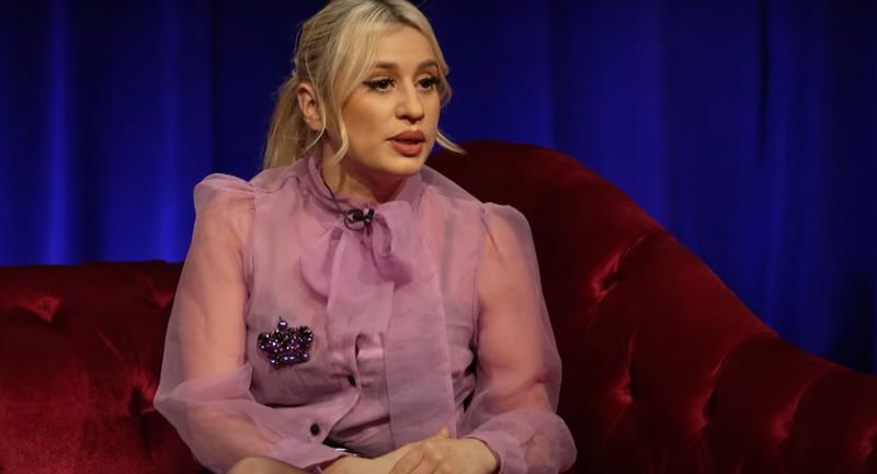 Anisia Gafton Anisia Gafton stand-up comedy