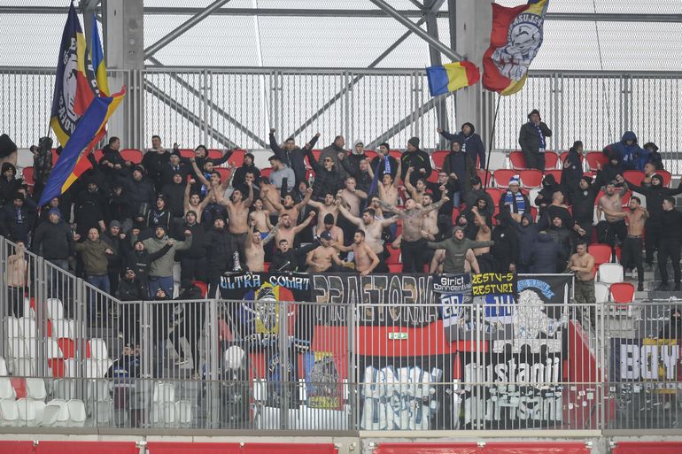 Ruptură totală între Mititelu şi galerie! Patronul lui FC U Craiova, şantajat de suporteri