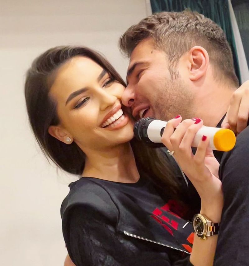 Sandra și Adrian Mutu