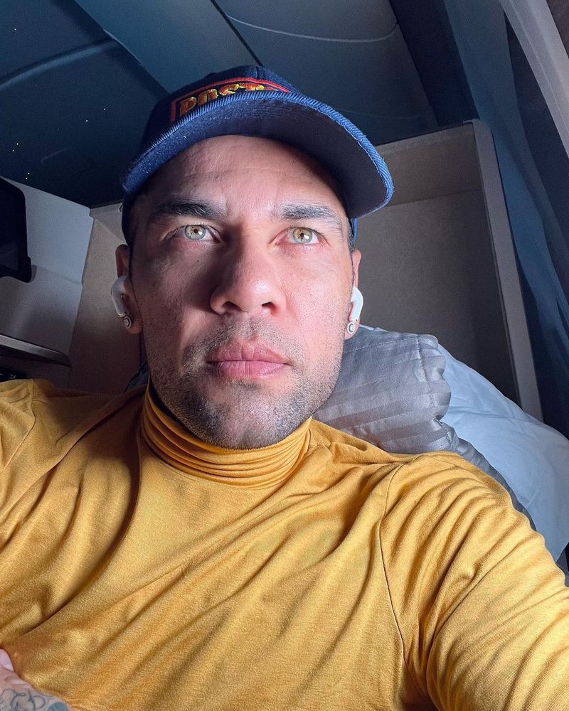 Dani Alves a fost părăsit de soție