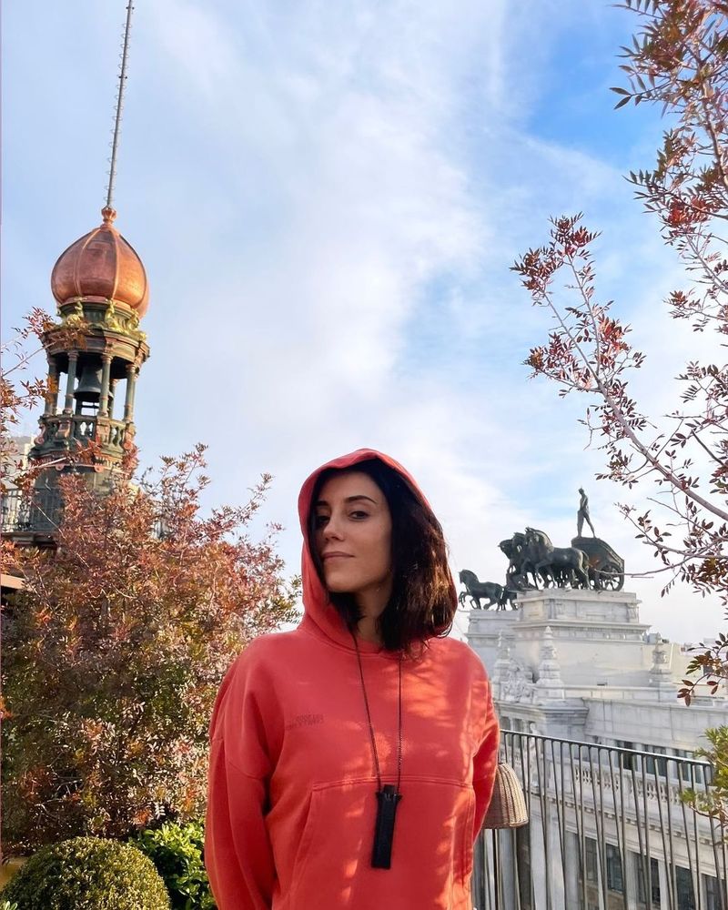 Cansu Dere, zvonuri că ar fi dispărută &icirc;n urma seismelor din Turcia