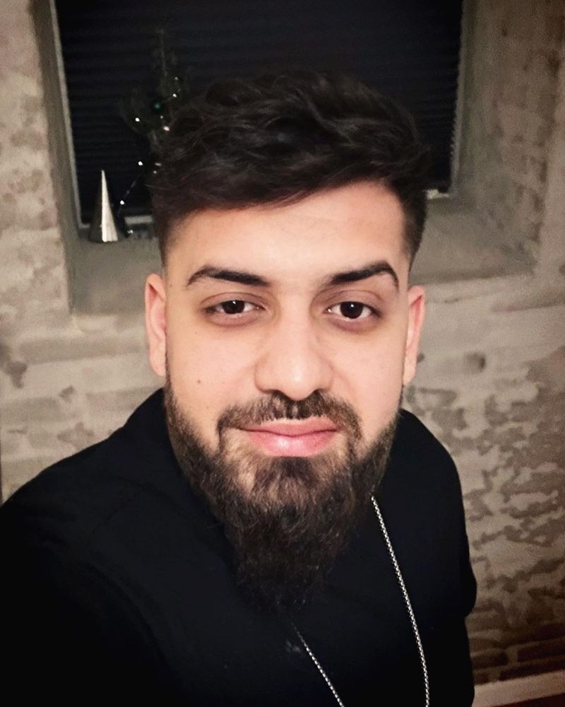 Alex Puștiu, țeapă de 350 de euro unui fan