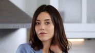 Imagini cu actrița Cansu Dere după cutremur