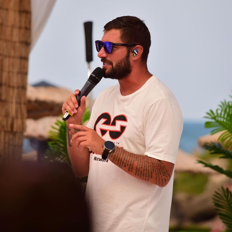 Cătălin Cazacu fiu, Cătălin Cazacu nicoleta delinescu, abdrei cazacu