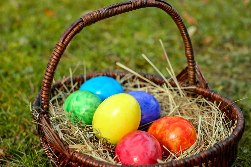 Zile libere aprilie 2023. Vezi câte zile libere primesc angajații din România de Paște