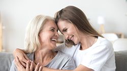 8 Martie 2023. Ce se sărbătoreşte, de fapt, pe data de 8 Martie: Ziua Mamei sau Ziua Femeii? Vezi care este răspunsul corect
