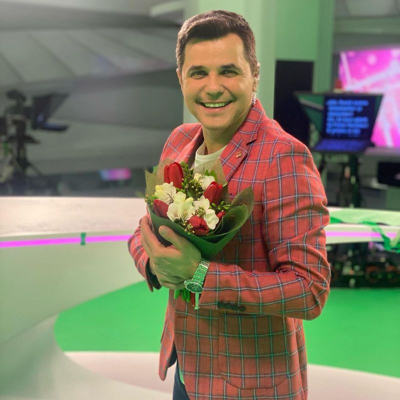 Cove mesaj, Cove actor, Cove influenceri, Cove prezentator tv