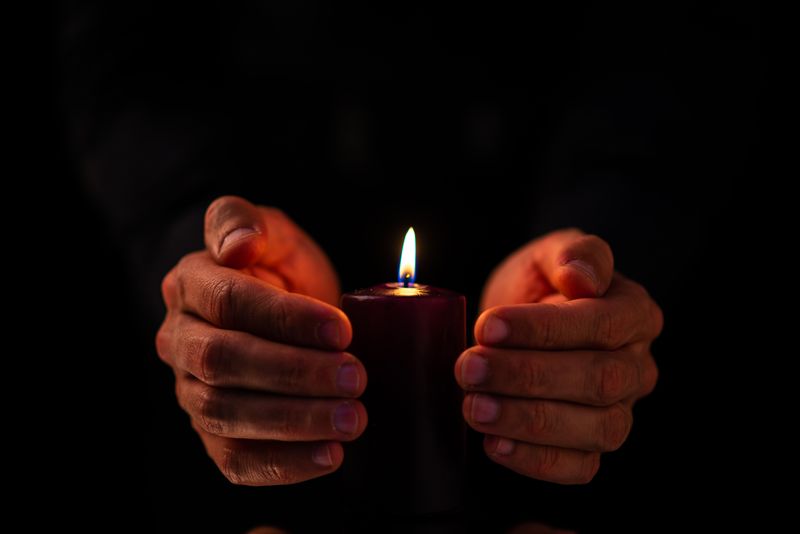 Pomenirea morților în Postul Paștelui 2023. Ce sunt Păresimile și când se dezleagă