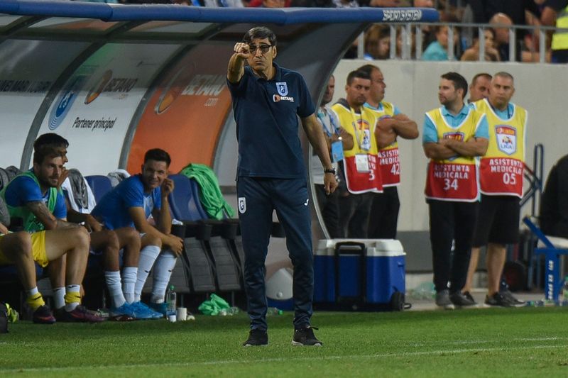 Piţurcă nu a mai antrenat de trei ani, dar e la mare căutare. Ce oferte a refuzat fostul selecţioner şi de ce nu investeşte la CSA Steaua