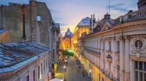 Lovitură pentru cluburile din Centrul Vechi! Guvernul vrea să interzică evenimentele în clădirile cu bulină roșie