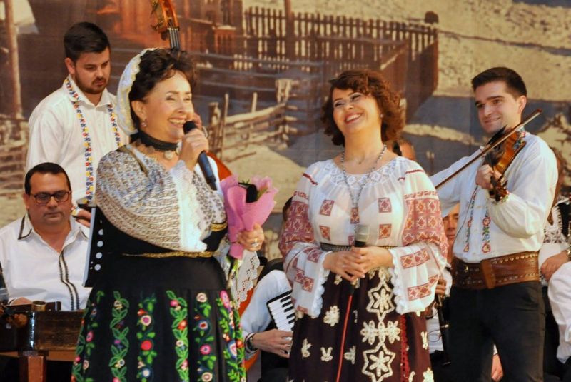 Angelica Stoican și Niculina Stoican Angelica Stoican