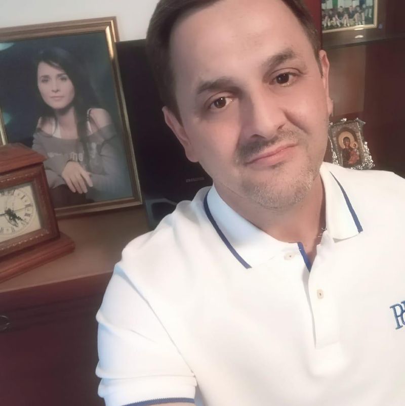 Mădălina Manole frate