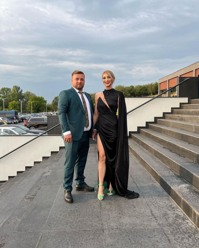 Maria Roman mireasa, Maria Roman insarcinata, Maria Roman logodna