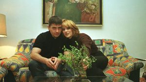 17 ani de la moartea Laurei Stoica. Cum își alină mama artistei suferința