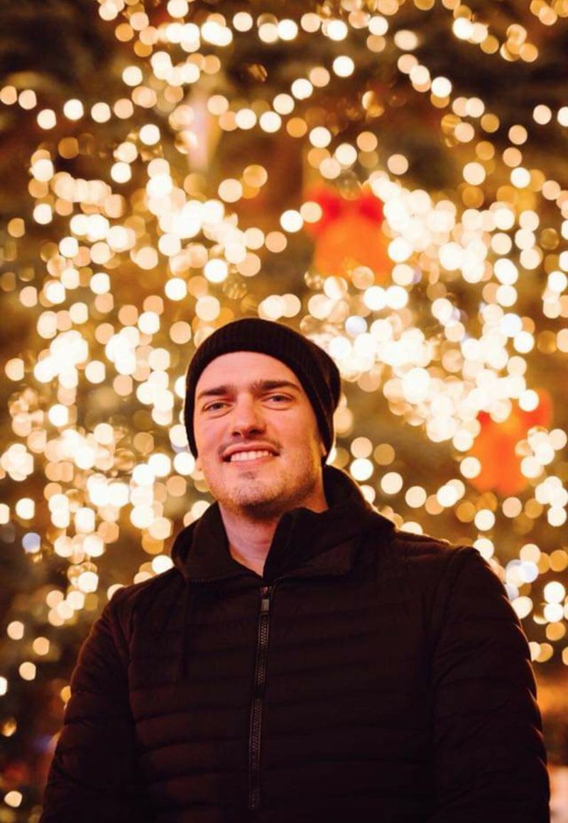 bromania, vlogger, iubită, relație, despărțire