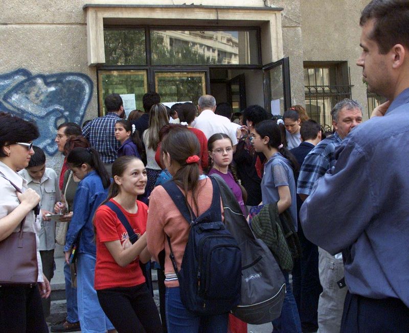 Subiecte Matematică simulare Evaluarea Națională 2023. Vezi ce subiecte au avut de rezolvat elevii claselor a VIII-a