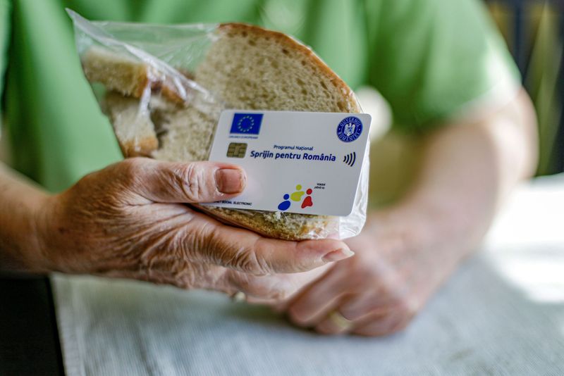 Tichete sociale 2023. C&acirc;nd intră a doua tranșă de bani pe tichetele sociale