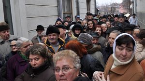 Acte și documente necesare pentru Ajutor Social 2023. Vezi cine poate beneficia de tichete sociale