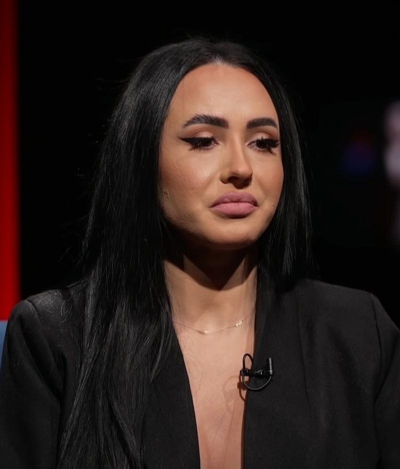 ella tina, fostă concurentă puterea dragostei, jaf, poliție, acuzații