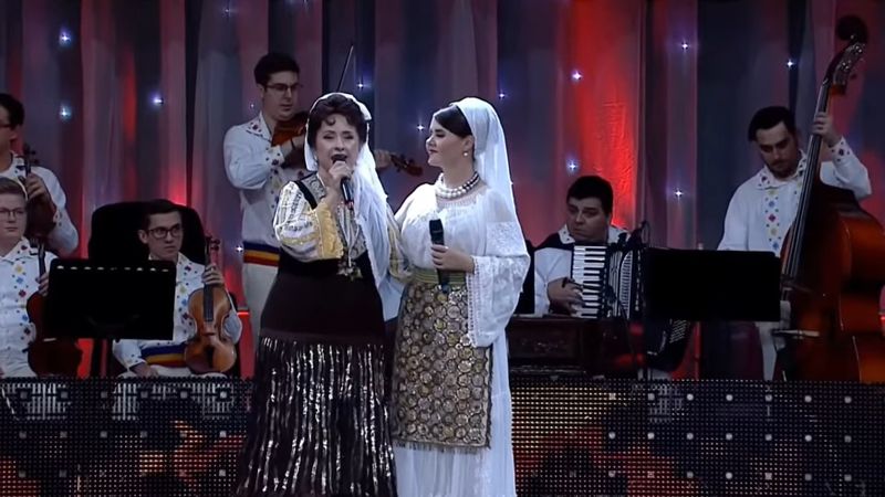 Angelica și Niculina Stoican Angelica și Niculina Stoican